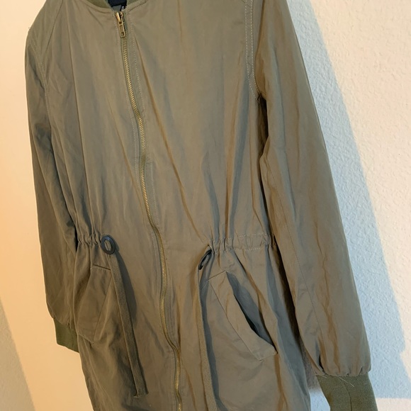 Forever 21 olive green zip-up jacket - Picture 3 of 4